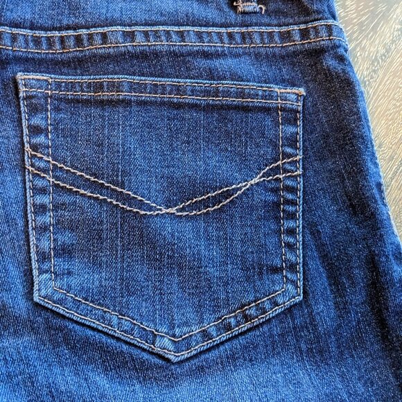 J Jill Petite Slim Leg Stretch Dark Wash Distressed Blue Jeans, Size 6 Petite - Picture 7 of 9